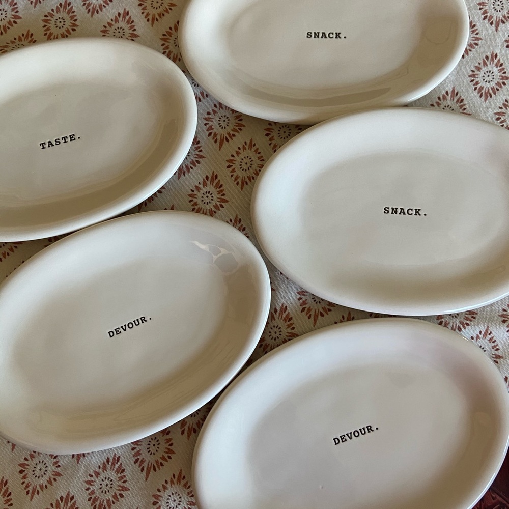 Rae Dunn Snack Plates